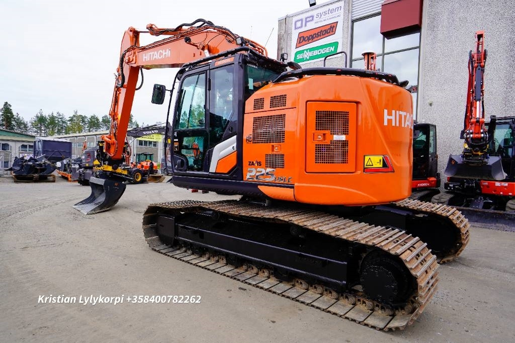 Hitachi ZX225USLC-7 ENGCON JA NOVATRON - 履带式挖掘机:图2 Hitachi ZX225USLC-7 ENGCON JA NOVATRON - 履带式挖掘机:图2