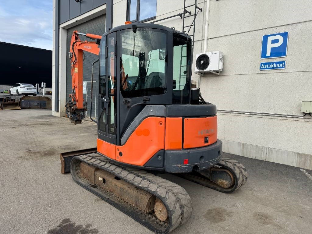 Hitachi ZX50U-2 PYÖRITTÄJÄLLÄ - 小型挖掘机:图3 Hitachi ZX50U-2 PYÖRITTÄJÄLLÄ - 小型挖掘机:图3