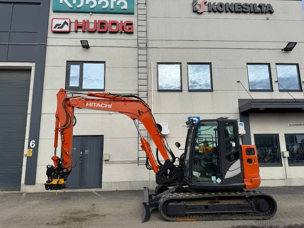 Hitachi ZX85USB-6, Uudella engcon EC209 tiltillä - 小型挖掘机:图1 Hitachi ZX85USB-6, Uudella engcon EC209 tiltillä - 小型挖掘机:图1
