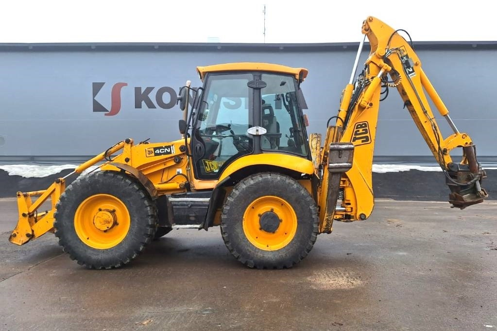 JCB 4CN YHDISTELMÄKONE KALLISTAJALLA - 反铲装载机:图1 JCB 4CN YHDISTELMÄKONE KALLISTAJALLA - 反铲装载机:图1