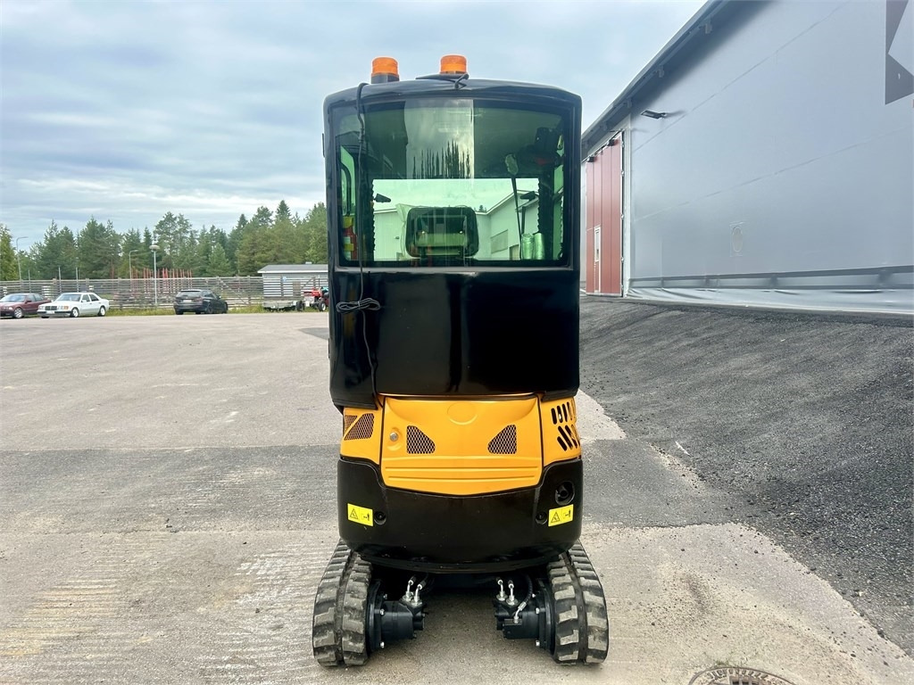 JPC HT18 HYTILLÄ KUIN UUSI - 小型挖掘机:图3 JPC HT18 HYTILLÄ KUIN UUSI - 小型挖掘机:图3