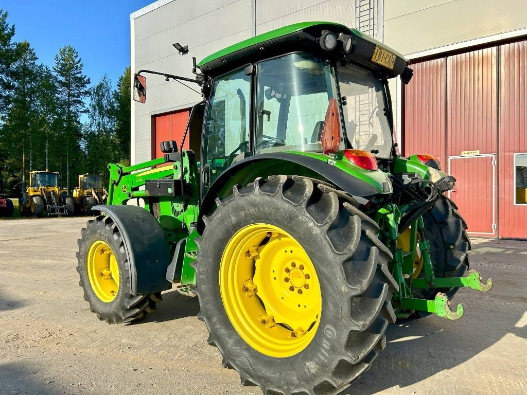 John Deere MYYTY!!SOLD!! 5100M ETUKUORMAAJALLA - 拖拉机:图3 John Deere MYYTY!!SOLD!! 5100M ETUKUORMAAJALLA - 拖拉机:图3