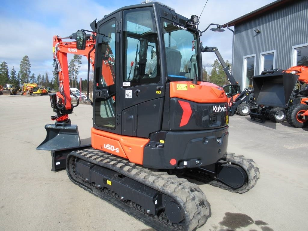 Kubota U50-5 UUTUUS! KOEAJA!! - 小型挖掘机:图3 Kubota U50-5 UUTUUS! KOEAJA!! - 小型挖掘机:图3