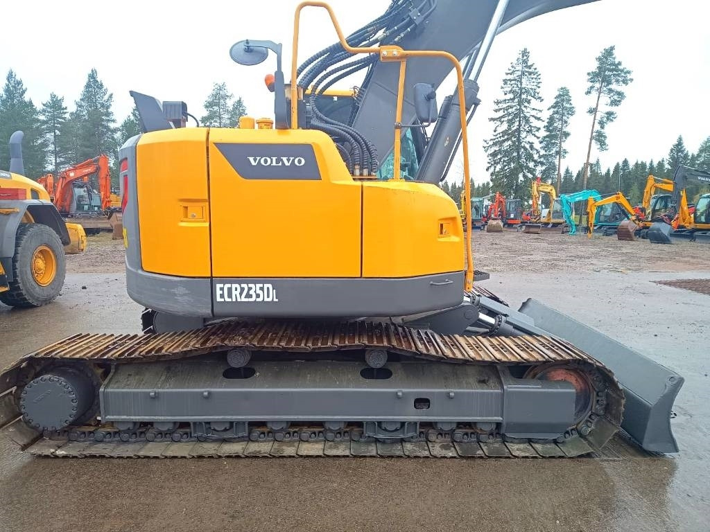 Volvo ECR235DL PYÖRITTÄJÄLLÄ - 履带式挖掘机:图5 Volvo ECR235DL PYÖRITTÄJÄLLÄ - 履带式挖掘机:图5