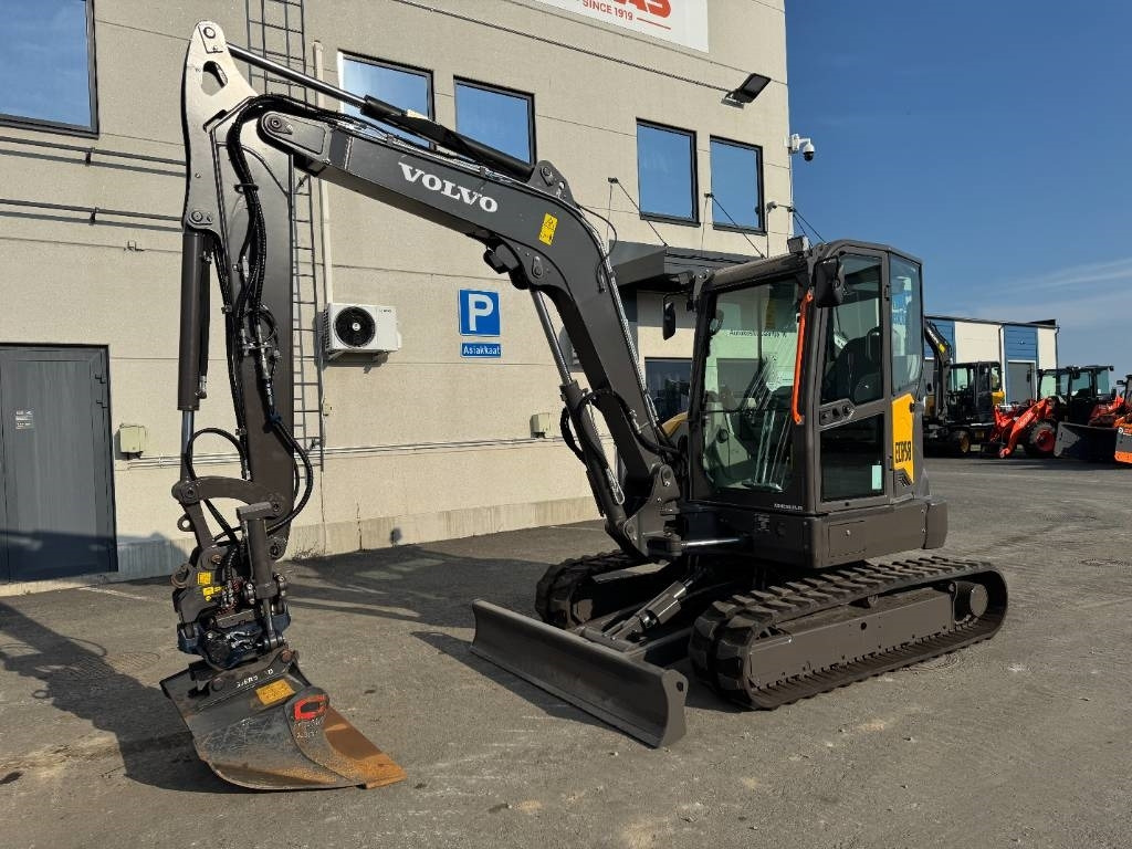 Volvo ECR58F PYÖRITTÄJÄLLÄ - 小型挖掘机:图2 Volvo ECR58F PYÖRITTÄJÄLLÄ - 小型挖掘机:图2