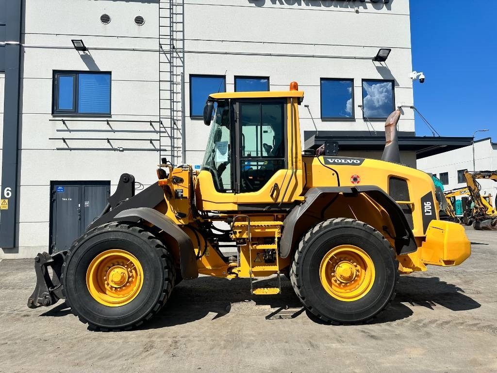 Volvo L70G vipuohjaus, 3' ja 4' hydr - 轮式装载机:图1 Volvo L70G vipuohjaus, 3' ja 4' hydr - 轮式装载机:图1