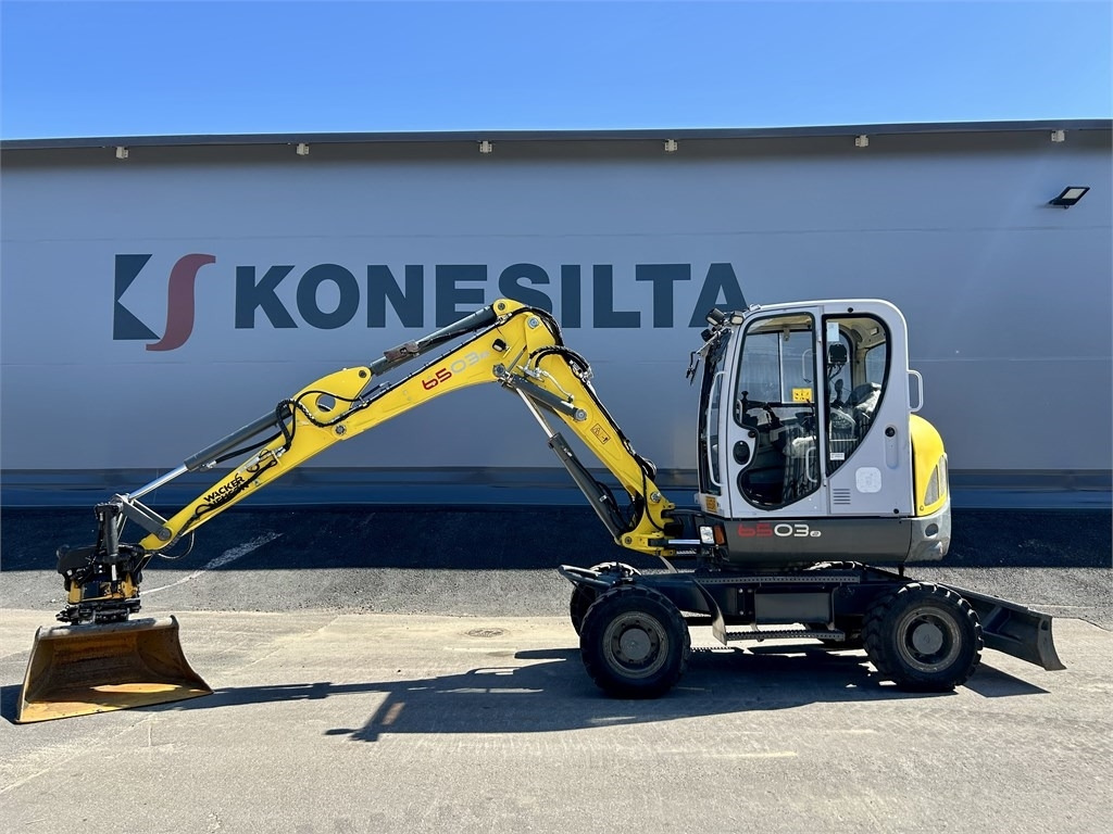 Wacker Neuson 6503 PIHTIENGCON, 2-KAUHAA, PIIKIT - 轮式挖掘机:图1 Wacker Neuson 6503 PIHTIENGCON, 2-KAUHAA, PIIKIT - 轮式挖掘机:图1