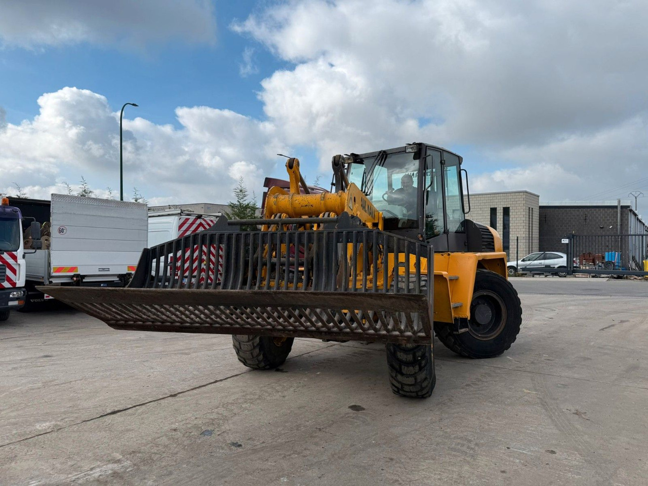 Ahlmann AZ150e. Hyd SW. Klima. - 轮式装载机:图3 Ahlmann AZ150e. Hyd SW. Klima. - 轮式装载机:图3