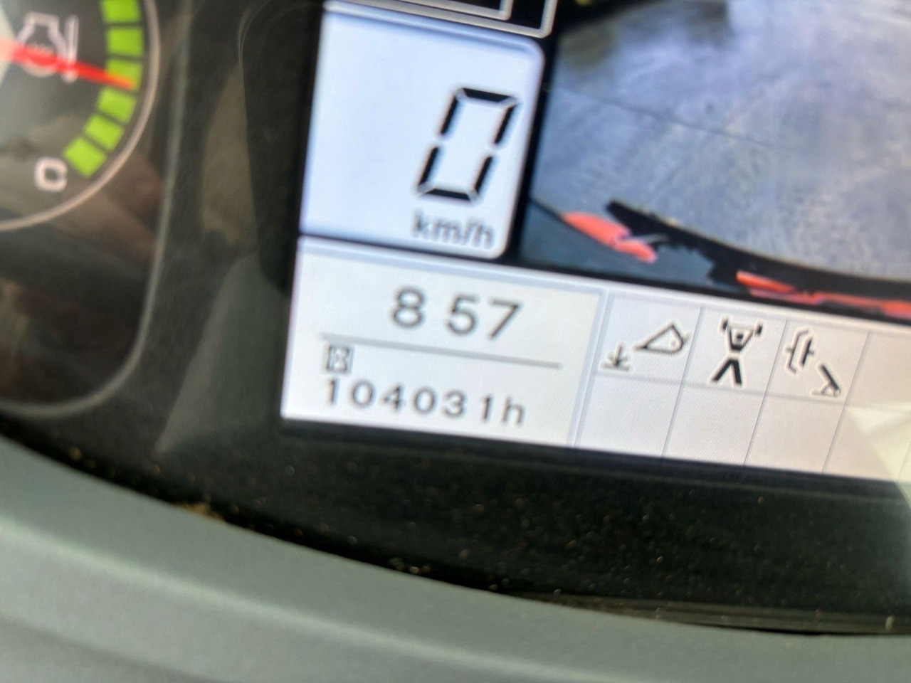 轮式装载机 Hitachi ZW220-6. Hochkippschaufel. Wage.：图10