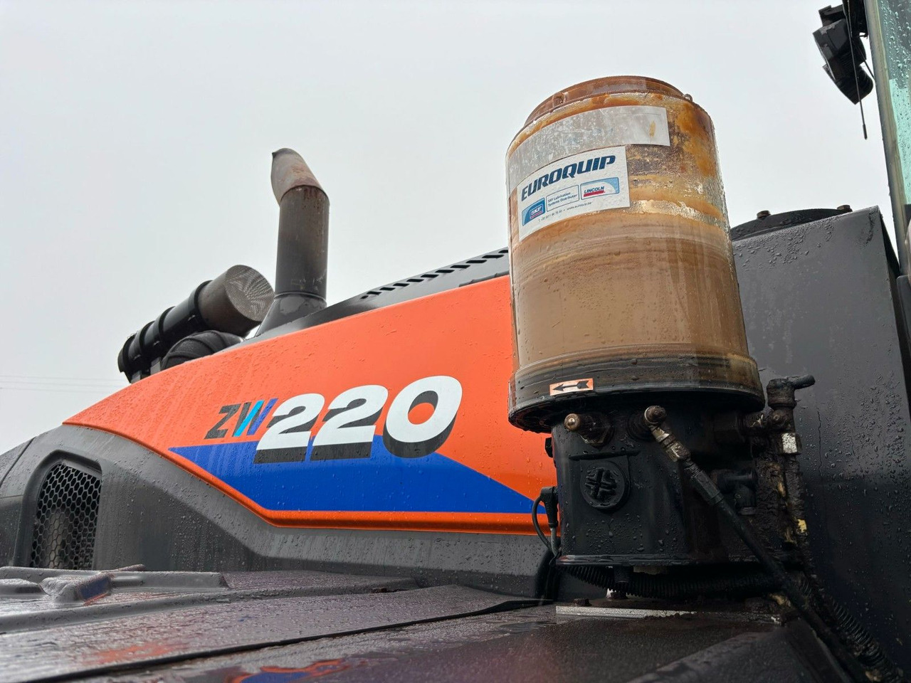 轮式装载机 Hitachi ZW220-6. Hochkippschaufel. Wage.：图17