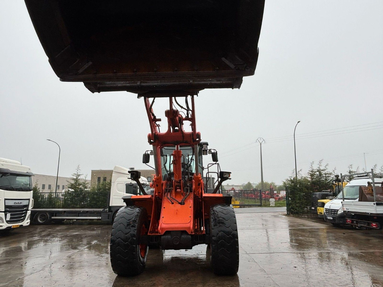 轮式装载机 Hitachi ZW220-6. Hochkippschaufel. Wage.：图7
