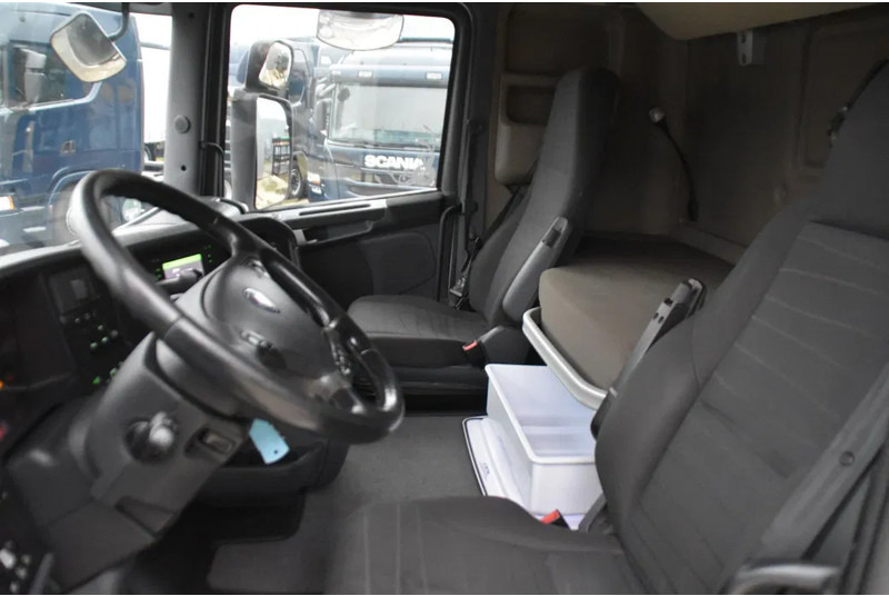 Scania R450 HL 4x2MNB - CROWN EDITION - ADR FL - SCR ONLY - RETARDER - FULL AIR - PTO - NAVI - 2 BEDS - XENON - - 牵引车:图5 Scania R450 HL 4x2MNB - CROWN EDITION - ADR FL - SCR ONLY - RETARDER - FULL AIR - PTO - NAVI - 2 BEDS - XENON - - 牵引车:图5