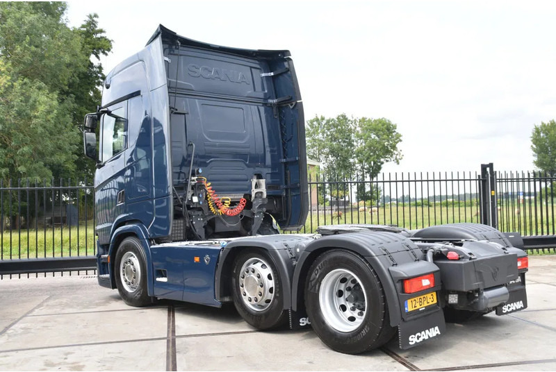 Scania S520 V8 NGS 6x2/4NB - RETARDER - FULL AIR - PARK. AIRCO - ACC - 2 x FUEL TANKS - LED LIGHTS - TOP CONDITION - - 牵引车:图3 Scania S520 V8 NGS 6x2/4NB - RETARDER - FULL AIR - PARK. AIRCO - ACC - 2 x FUEL TANKS - LED LIGHTS - TOP CONDITION - - 牵引车:图3
