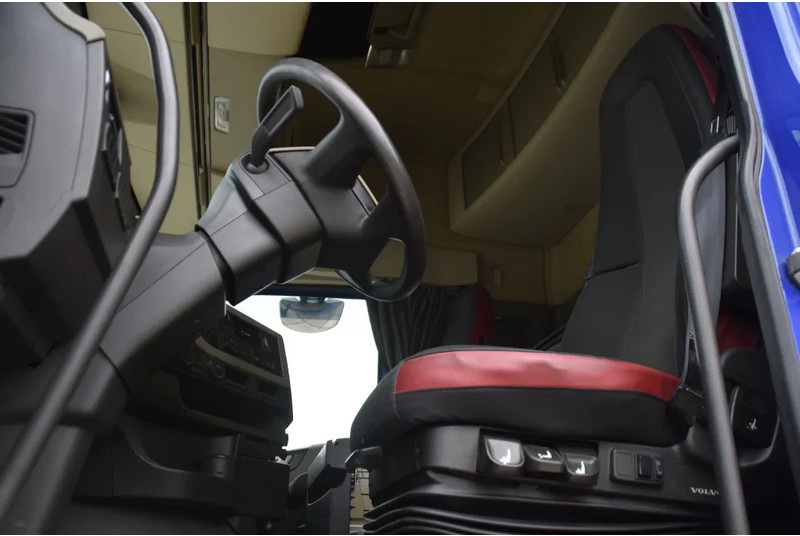 Volvo FH 500 Globetrotter 6x2/4 - EURO 6 - 769 TKM - AIRCO - 2 x FUEL TANKS - TOP CONDITION - - 牵引车:图4 Volvo FH 500 Globetrotter 6x2/4 - EURO 6 - 769 TKM - AIRCO - 2 x FUEL TANKS - TOP CONDITION - - 牵引车:图4
