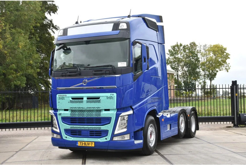 Volvo FH 500 Globetrotter 6x2/4 - EURO 6 - 769 TKM - AIRCO - 2 x FUEL TANKS - TOP CONDITION - - 牵引车:图2 Volvo FH 500 Globetrotter 6x2/4 - EURO 6 - 769 TKM - AIRCO - 2 x FUEL TANKS - TOP CONDITION - - 牵引车:图2