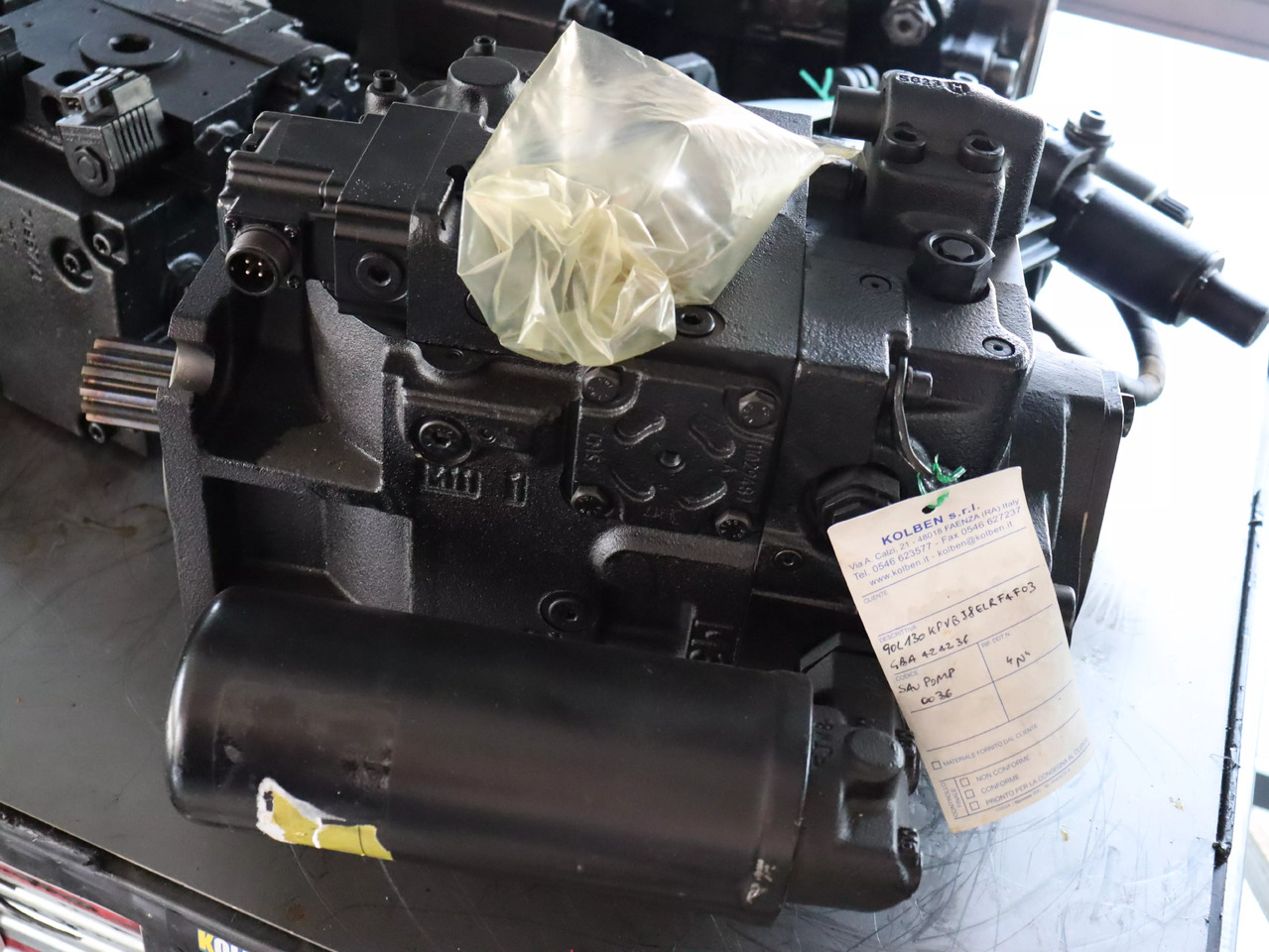 DANFOSS / SAUER 90L130KPVBJ8ELRF4F03GBA424236 - 液压泵 适用于 建筑机械:图2 DANFOSS / SAUER 90L130KPVBJ8ELRF4F03GBA424236 - 液压泵 适用于 建筑机械:图2