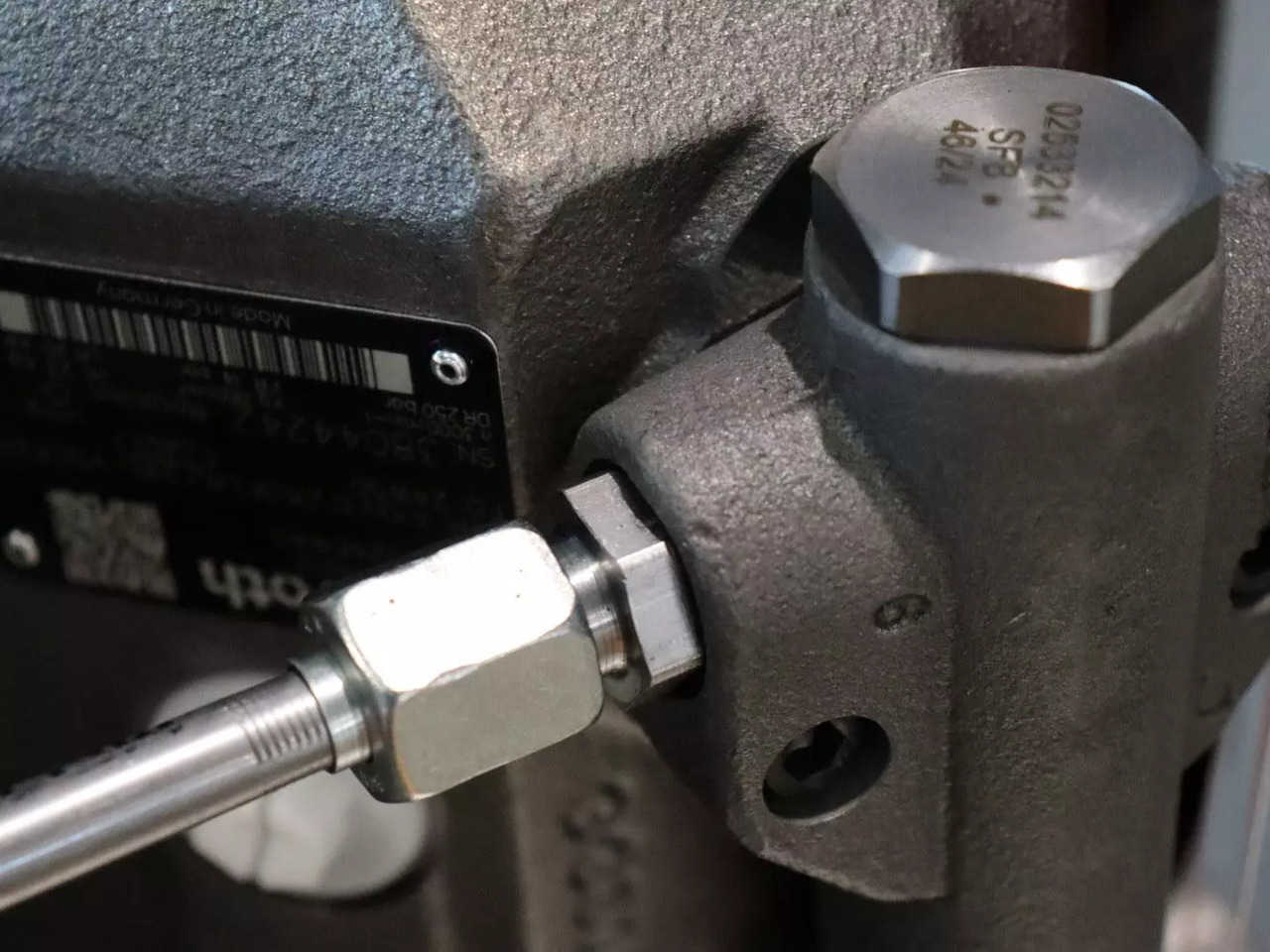 REXROTH A10VO28DFLR/31R-VSC62K01 - 液压马达 适用于 建筑机械:图3 REXROTH A10VO28DFLR/31R-VSC62K01 - 液压马达 适用于 建筑机械:图3