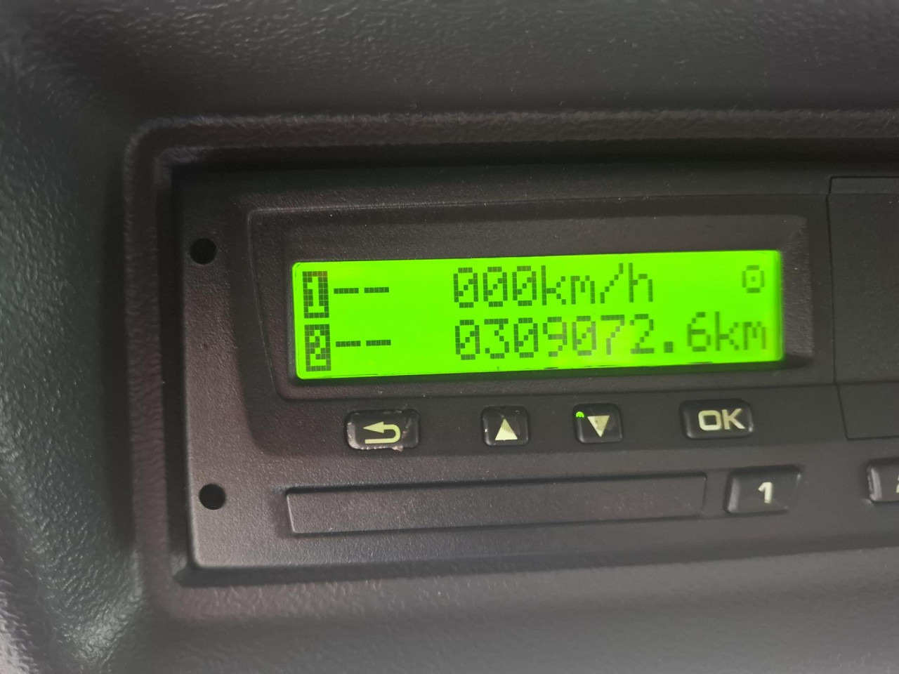 SCANIA P 250 DB4x2MLA - 驾驶室底盘卡车:图5 SCANIA P 250 DB4x2MLA - 驾驶室底盘卡车:图5