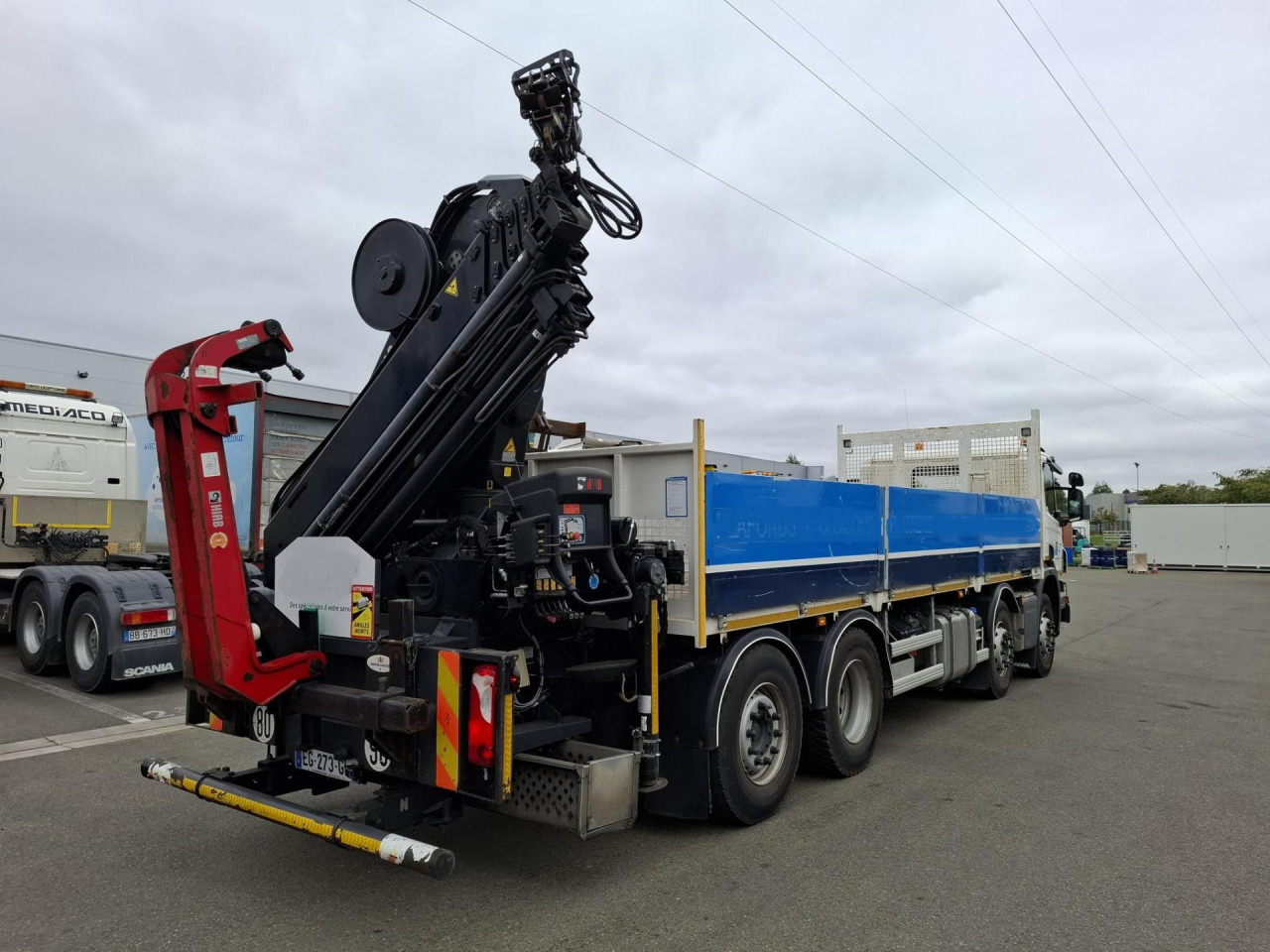 SCANIA SCANIA P41 8/2*6 Plat +Grue 21TM - 驾驶室底盘卡车:图3 SCANIA SCANIA P41 8/2*6 Plat +Grue 21TM - 驾驶室底盘卡车:图3