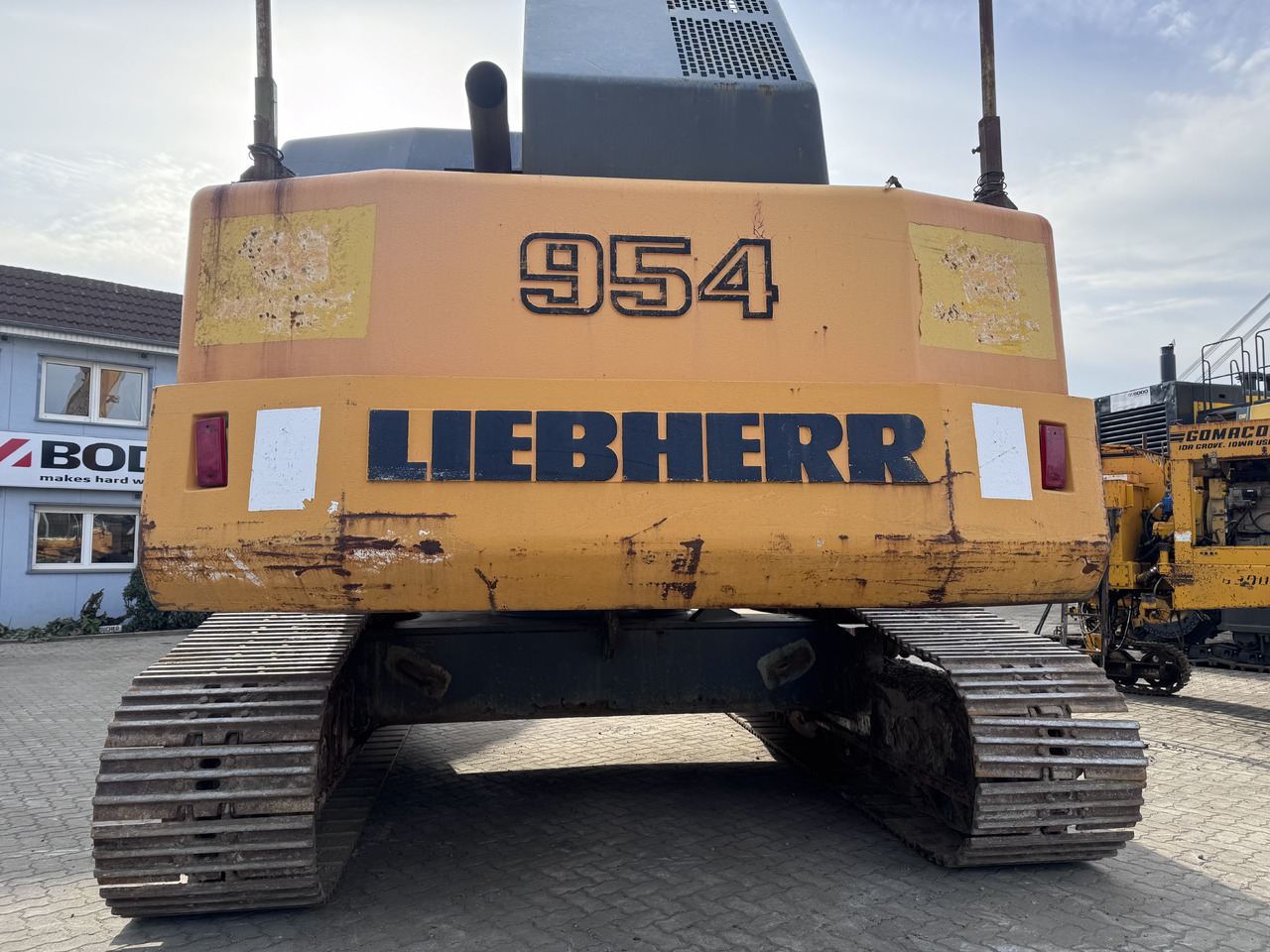 LIEBHERR R954BHDW material handler with elevation cab - 垃圾/ 工业叉装车:图4 LIEBHERR R954BHDW material handler with elevation cab - 垃圾/ 工业叉装车:图4