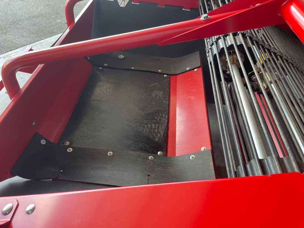 Grimme WV 165 - 葡萄收割机:图3 Grimme WV 165 - 葡萄收割机:图3