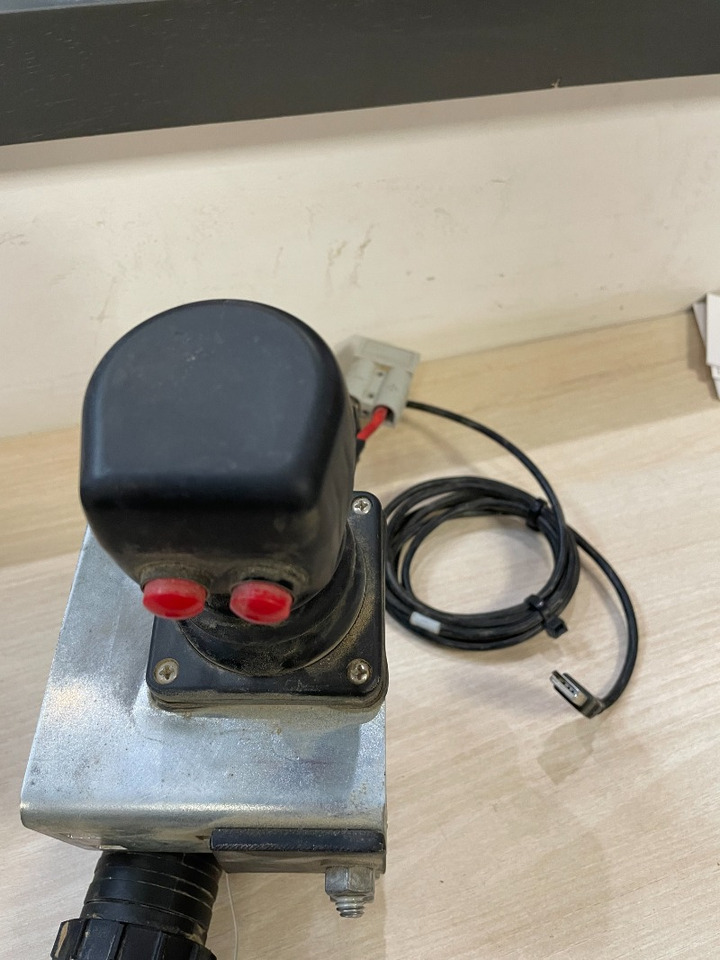 Dewulf CP 42 Trailed SC Compact - 收割机:图2 Dewulf CP 42 Trailed SC Compact - 收割机:图2
