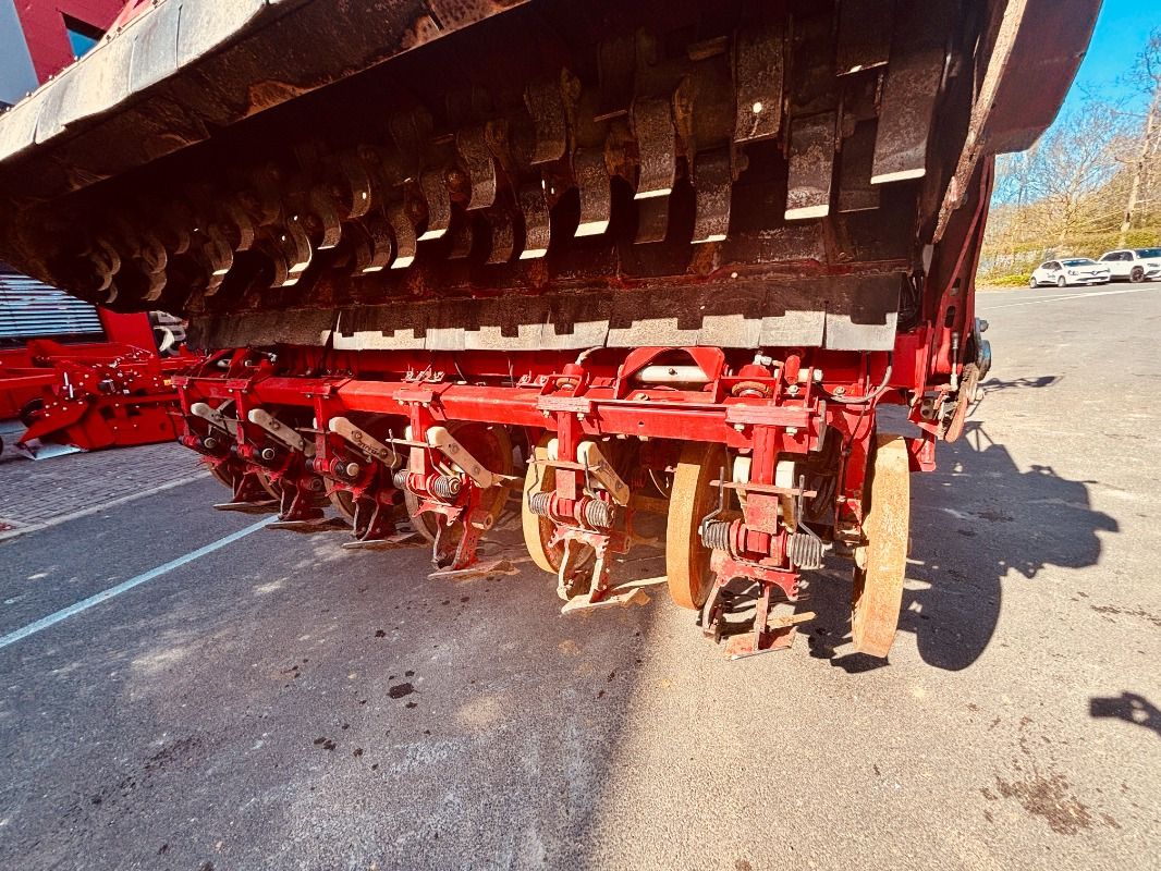 土壤耕作设备 Grimme REXOR 6200:图47 土壤耕作设备 Grimme REXOR 6200:图47