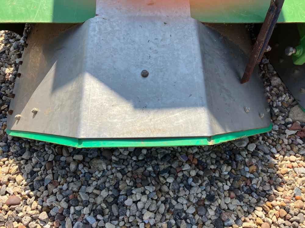 收割机 Baselier Baselier 4 Row Mounted FA-W, Potato Planter Tilla Combination:图16 收割机 Baselier Baselier 4 Row Mounted FA-W, Potato Planter Tilla Combination:图16