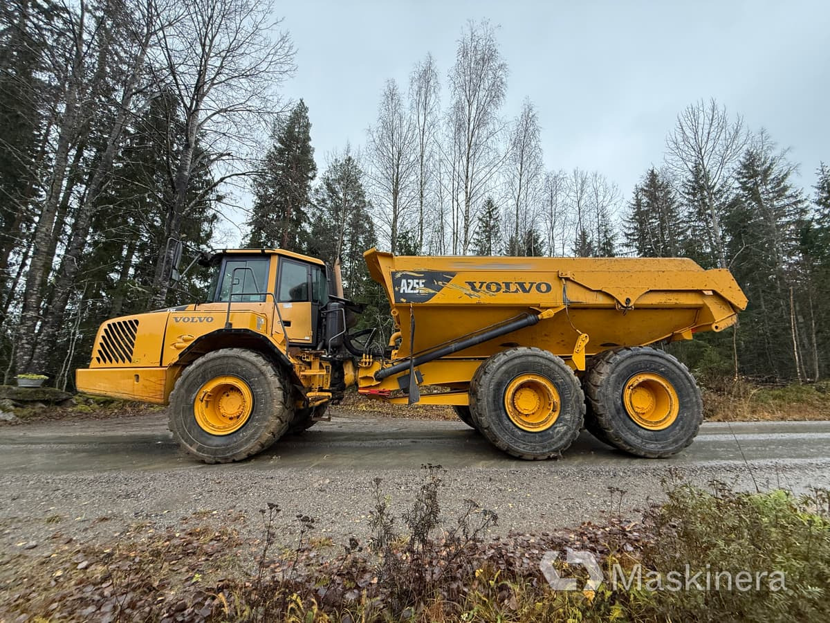 Dumper Volvo A25E 6x6 - 铰接式自卸车:图3 Dumper Volvo A25E 6x6 - 铰接式自卸车:图3
