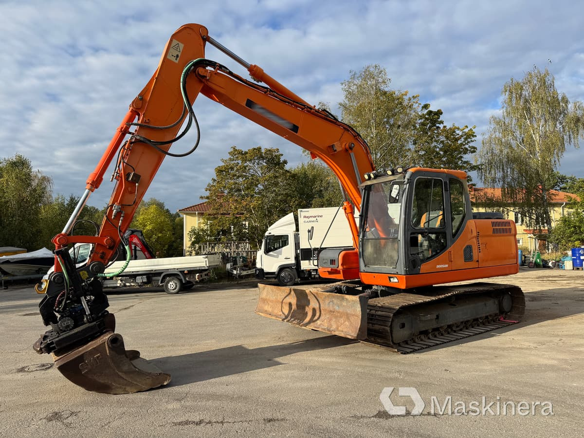 履带式挖掘机 Grävmaskin Doosan DX140LC：图1