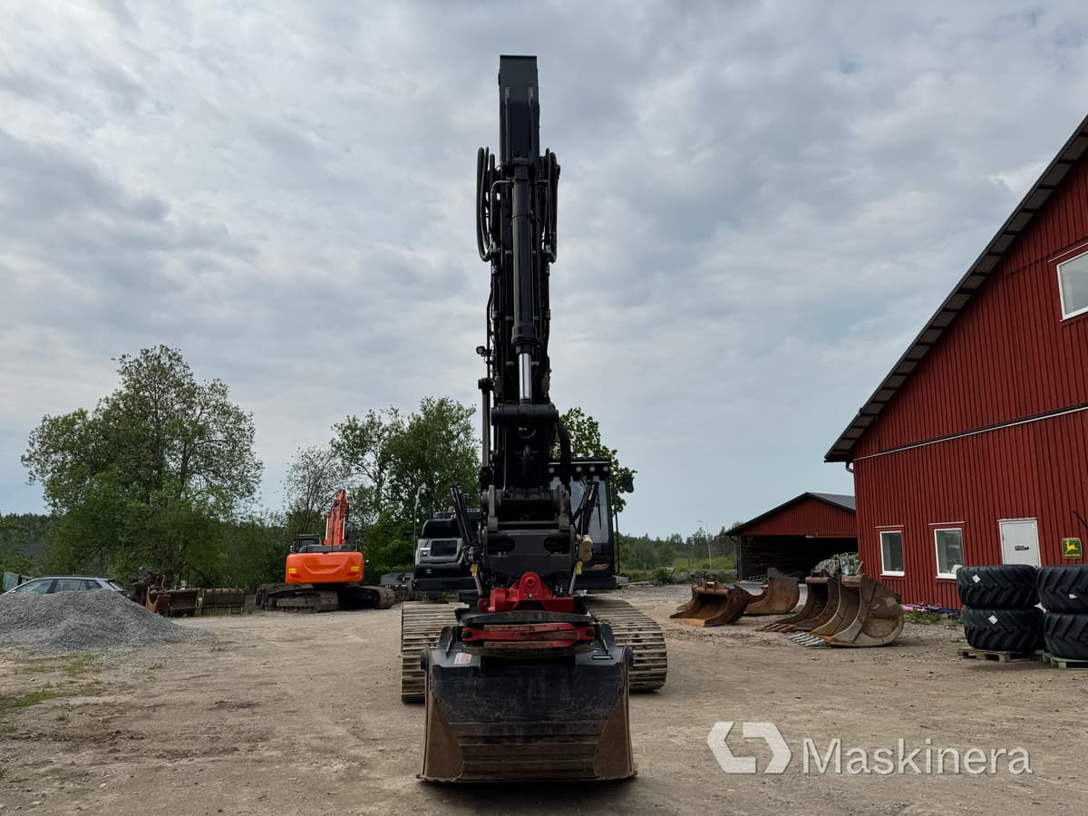 Grävmaskin Kobelco SK300LC med redskap - 履带式挖掘机:图2 Grävmaskin Kobelco SK300LC med redskap - 履带式挖掘机:图2
