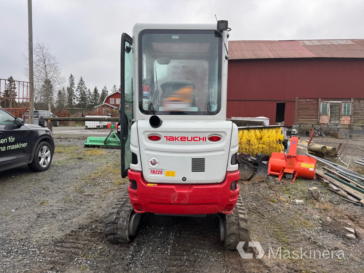 Grävmaskin Takeuchi TB225 - 履带式挖掘机:图5 Grävmaskin Takeuchi TB225 - 履带式挖掘机:图5