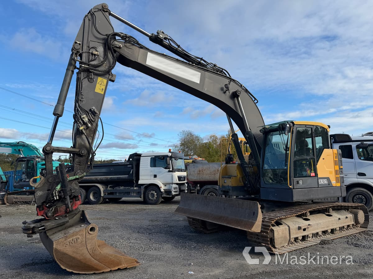 Grävmaskin Vovlo ECR235EL - 履带式挖掘机:图1 Grävmaskin Vovlo ECR235EL - 履带式挖掘机:图1