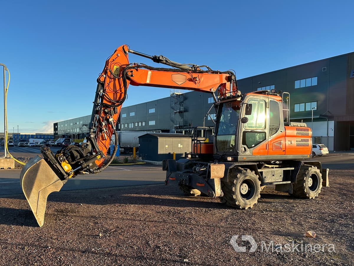 Hjulgrävare Doosan DX160W-5 - 履带式挖掘机:图1 Hjulgrävare Doosan DX160W-5 - 履带式挖掘机:图1
