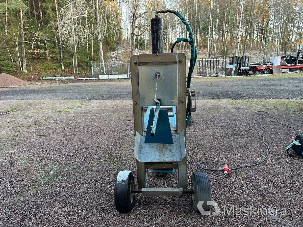 Vedmaskin Vedklipp - 林业设备:图4 Vedmaskin Vedklipp - 林业设备:图4