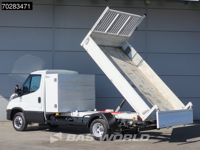 Iveco Daily 35C16 3.0L Kipper met Kist Dubbellucht 3,5t Trekhaak Airco Cruise Euro6 Tipper Benne Kieper 2m3 Airco Trekhaak Cruise control - 翻斗货车:图2 Iveco Daily 35C16 3.0L Kipper met Kist Dubbellucht 3,5t Trekhaak Airco Cruise Euro6 Tipper Benne Kieper 2m3 Airco Trekhaak Cruise control - 翻斗货车:图2