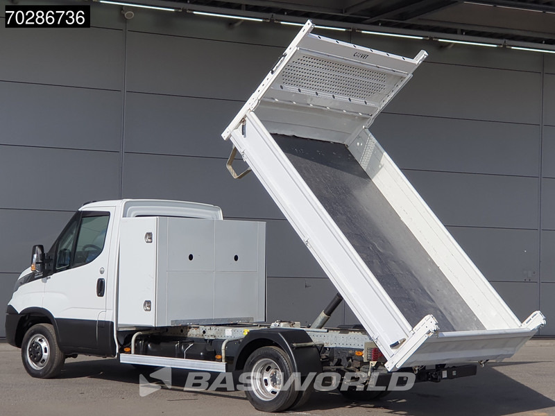 Iveco Daily 35C18 3.0L Automaat Kipper met Kist Dubbellucht 3,5t Trekhaak Airco Euro6 Tipper Kieper Benne 2m3 Airco Trekhaak Cruise control - 翻斗货车:图2 Iveco Daily 35C18 3.0L Automaat Kipper met Kist Dubbellucht 3,5t Trekhaak Airco Euro6 Tipper Kieper Benne 2m3 Airco Trekhaak Cruise control - 翻斗货车:图2