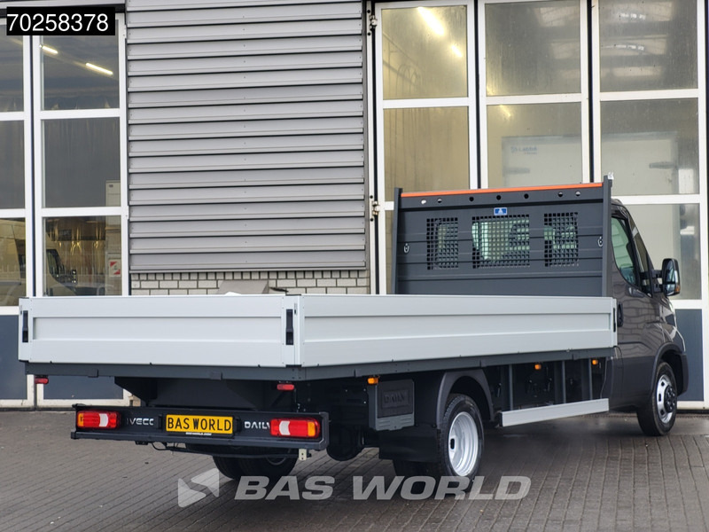 Iveco Daily 35C21 3.0 210PK 2025model Open laadbak CarPlay ACC LED 3,5T Trekvermogen Pritsche Pickup Airco - 平板货车:图5 Iveco Daily 35C21 3.0 210PK 2025model Open laadbak CarPlay ACC LED 3,5T Trekvermogen Pritsche Pickup Airco - 平板货车:图5