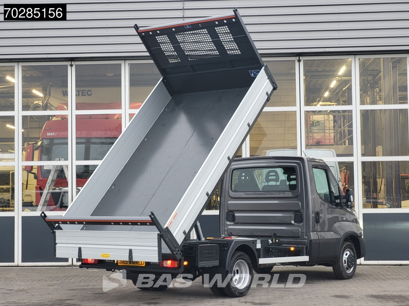 Iveco Daily 35C21 3.0L 210PK Automaat Open Laadbak 2025 model ACC Airco CarPlay Pritsche Pickup Open Box Airco - 平板货车:图2 Iveco Daily 35C21 3.0L 210PK Automaat Open Laadbak 2025 model ACC Airco CarPlay Pritsche Pickup Open Box Airco - 平板货车:图2