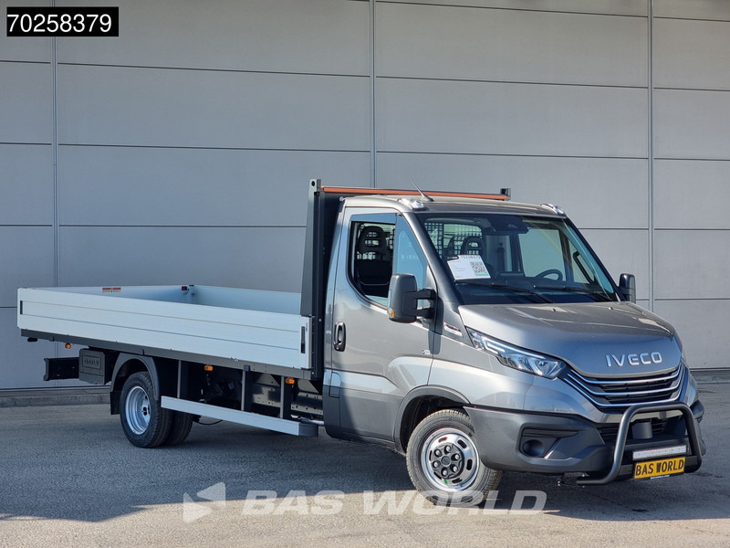 Iveco Daily 35C21 3.0L 210PK Black Edition 2025model Open laadbak CarPlay ACC LED 3,5T Trekvermogen Pritsche Pickup Airco - 平板货车:图3 Iveco Daily 35C21 3.0L 210PK Black Edition 2025model Open laadbak CarPlay ACC LED 3,5T Trekvermogen Pritsche Pickup Airco - 平板货车:图3