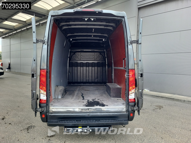 Iveco Daily 35S18 3.0L 180PK Automaat L2H2 LED ACC Navi 3.5t trekhaak Airco L2 12m3 Airco Trekhaak - 无侧窗厢式货车:图3 Iveco Daily 35S18 3.0L 180PK Automaat L2H2 LED ACC Navi 3.5t trekhaak Airco L2 12m3 Airco Trekhaak - 无侧窗厢式货车:图3
