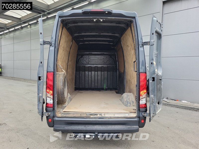 Iveco Daily 35S18 3.0L Automaat 180PK L2H2 3500kg Trekhaak LED Navi Airco Cruise Camera Euro6 L2 11m3 Airco Trekhaak Cruise control - 无侧窗厢式货车:图3 Iveco Daily 35S18 3.0L Automaat 180PK L2H2 3500kg Trekhaak LED Navi Airco Cruise Camera Euro6 L2 11m3 Airco Trekhaak Cruise control - 无侧窗厢式货车:图3