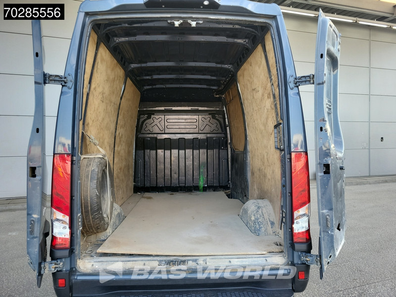 Iveco Daily 35S18 3.0L Automaat L2H2 3,5t Trekhaak LED Navi Airco Cruise Camera Euro6 L2 11m3 Airco Trekhaak Cruise control - 无侧窗厢式货车:图3 Iveco Daily 35S18 3.0L Automaat L2H2 3,5t Trekhaak LED Navi Airco Cruise Camera Euro6 L2 11m3 Airco Trekhaak Cruise control - 无侧窗厢式货车:图3