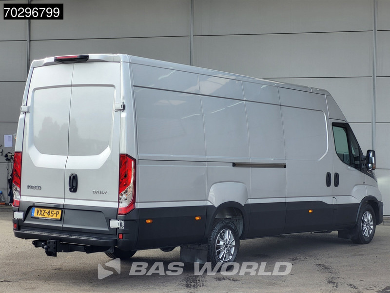 Iveco Daily 35S18 3.0L Automaat L3H2 3,5t Trekhaak 180PK LED ACC Navi Camera APK 08-2026 Euro6 L4H2 Airco Trekhaak - 无侧窗厢式货车:图5 Iveco Daily 35S18 3.0L Automaat L3H2 3,5t Trekhaak 180PK LED ACC Navi Camera APK 08-2026 Euro6 L4H2 Airco Trekhaak - 无侧窗厢式货车:图5
