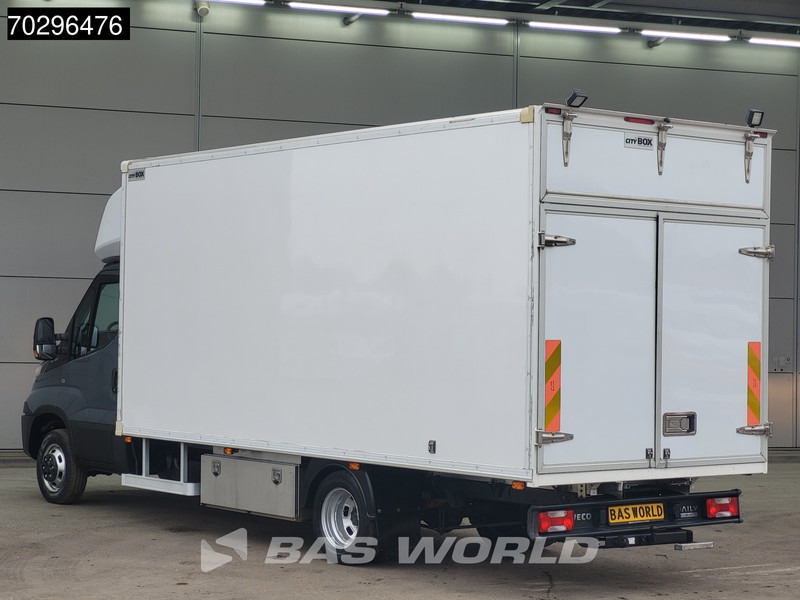 Iveco Daily 50C18 3.0L Automaat 3,5t Trekhaak Bakwagen Zijdeur Achterdeuren 180PK 5tons Navi Standkachel Euro6 Meubelbak Koffer Trekhaak - 厢式货车:图2 Iveco Daily 50C18 3.0L Automaat 3,5t Trekhaak Bakwagen Zijdeur Achterdeuren 180PK 5tons Navi Standkachel Euro6 Meubelbak Koffer Trekhaak - 厢式货车:图2