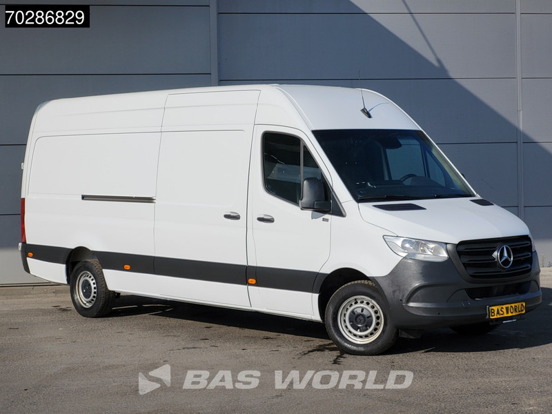 Mercedes-Benz Sprinter 317 CDI Automaat L3H2 3500KG Trekhaak 170PK Airco Camera Parkeersensoren MBUX CarPlay Euro6 L3 16m3 Airco Trekhaak - 无侧窗厢式货车:图5 Mercedes-Benz Sprinter 317 CDI Automaat L3H2 3500KG Trekhaak 170PK Airco Camera Parkeersensoren MBUX CarPlay Euro6 L3 16m3 Airco Trekhaak - 无侧窗厢式货车:图5