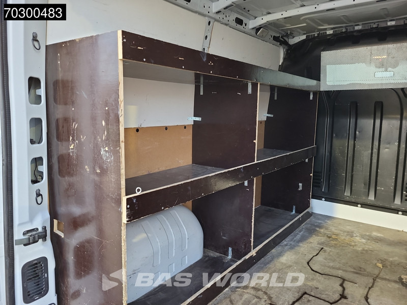 紧凑型面包车 Renault Master 135PK L1H1 Trekhaak Navi LED Airco Cruise Imperiaal Parkeersensoren APK 04-2026 Euro6 L1 Kompakt Airco Trekhaak Cruise control:图8 紧凑型面包车 Renault Master 135PK L1H1 Trekhaak Navi LED Airco Cruise Imperiaal Parkeersensoren APK 04-2026 Euro6 L1 Kompakt Airco Trekhaak Cruise control:图8