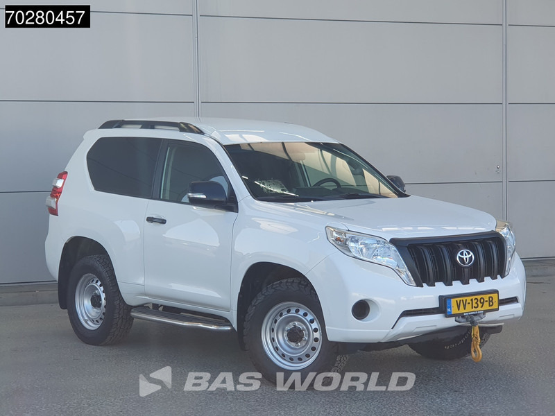 Toyota Land Cruiser 2.8 D-4D 177 PK Euro6 3DRS VAN 3.5t trekhaak Warn Lier Airco PDC 2m3 Airco Trekhaak - 紧凑型面包车:图3 Toyota Land Cruiser 2.8 D-4D 177 PK Euro6 3DRS VAN 3.5t trekhaak Warn Lier Airco PDC 2m3 Airco Trekhaak - 紧凑型面包车:图3
