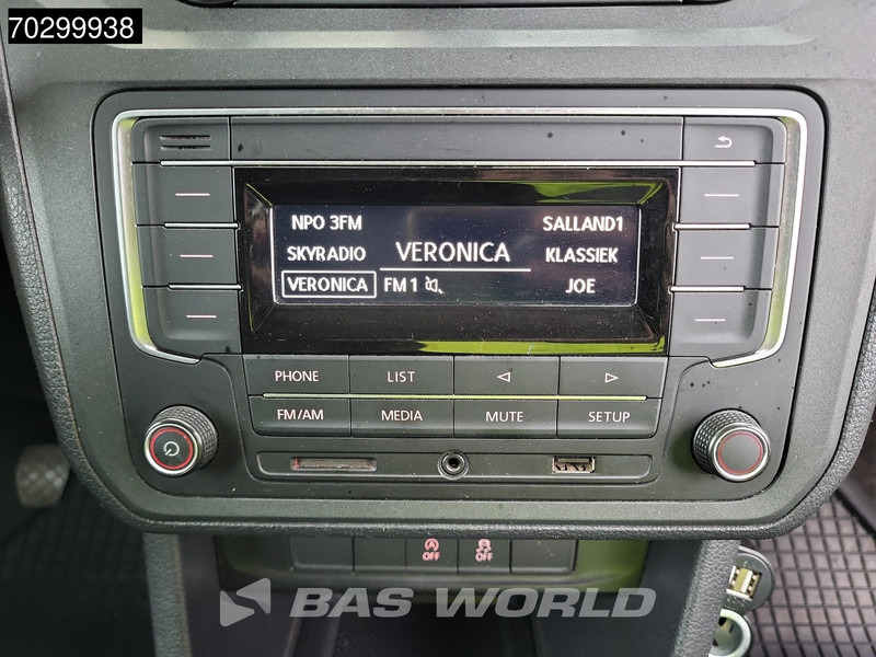 紧凑型面包车 Volkswagen Caddy 120pk 4Motion 4x4 L2H1 Trekhaak Airco Cruise Werkplaatsinrichting Euro6 4WD Allrad L2 Airco Trekhaak Cruise control：图19