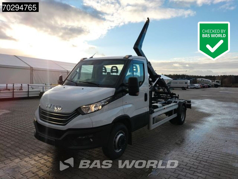 Iveco Daily 70C18 5 Tonnes Hooklift Euro 6 A/C - 翻斗货车:图1 Iveco Daily 70C18 5 Tonnes Hooklift Euro 6 A/C - 翻斗货车:图1